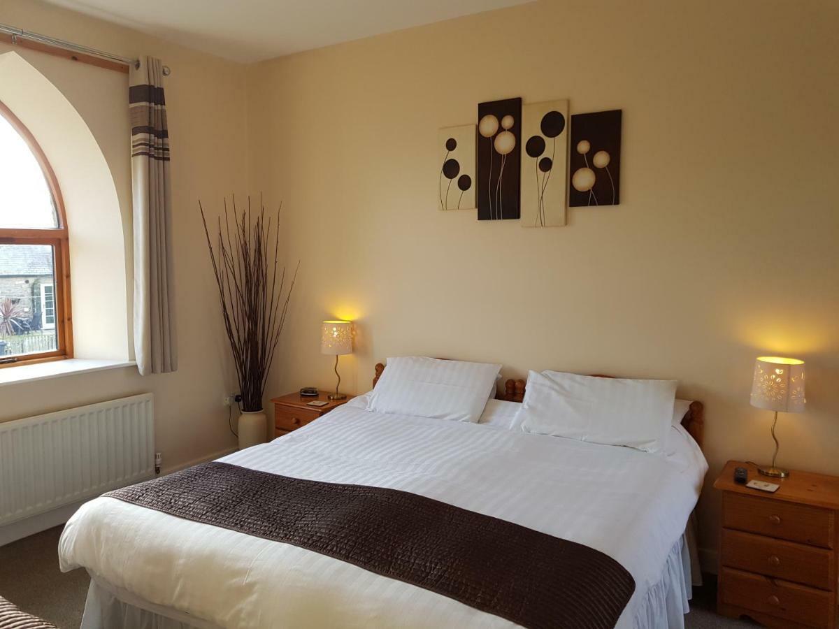 The Olde School House Bed & Breakfast Seahouses Dış mekan fotoğraf